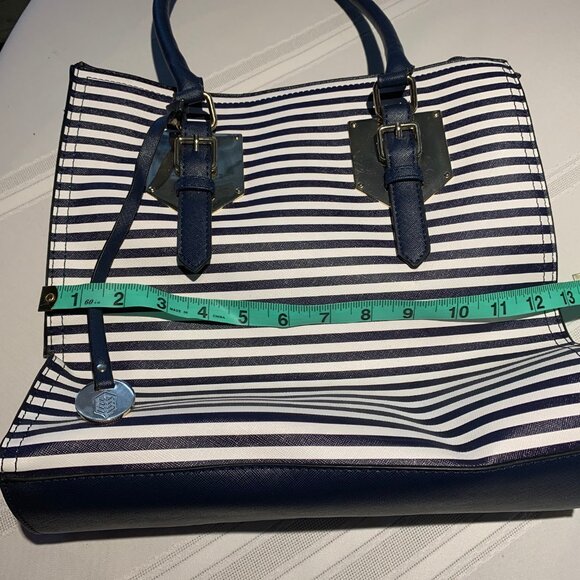 Vintage Inspired Blue Striped Handbag - Picture 5 of 11